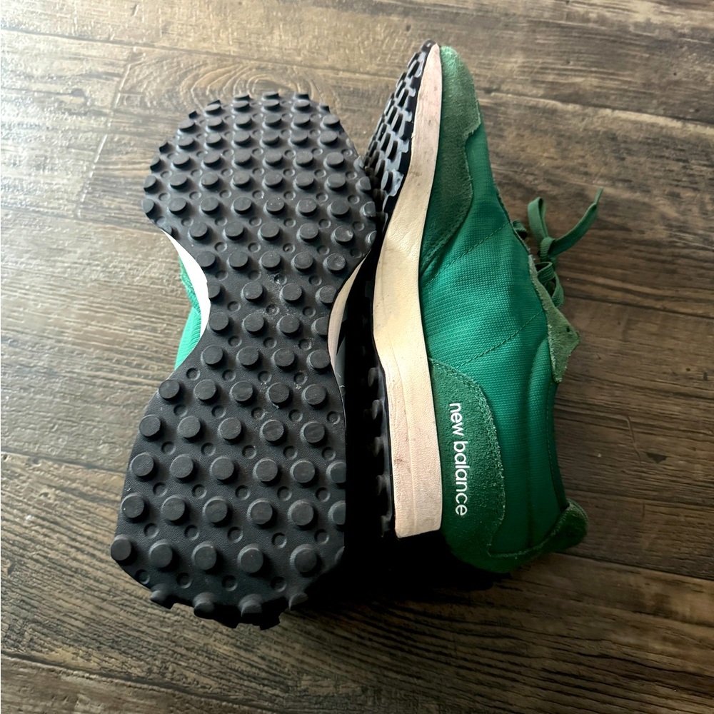 New Balance Sneakers, Rarely worn, in very good condition